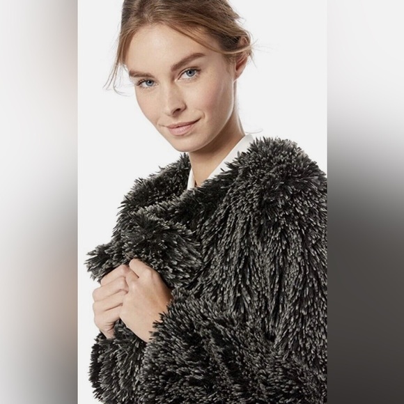 MICHAEL STARS Long Coat Cozy Faux Fur Jacket Gray Black Longline Size Medium - Picture 4 of 16